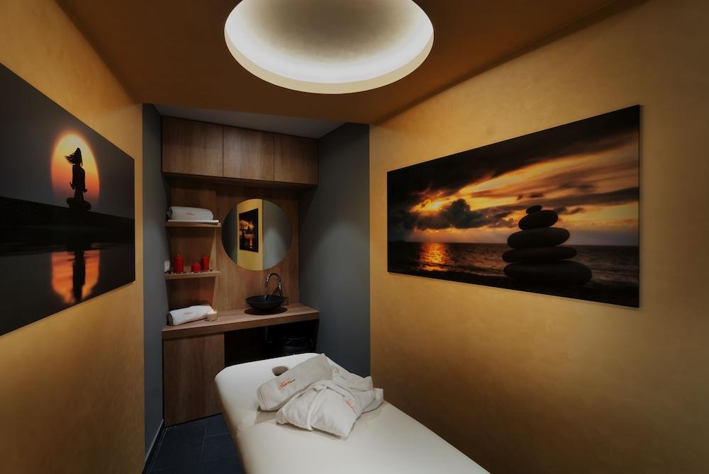 Hotel Wellness Grand 3*